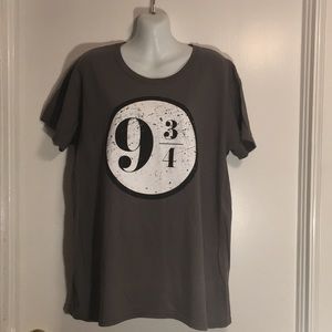 Harry Potter Track 9 3/4 t shirt women’s XL